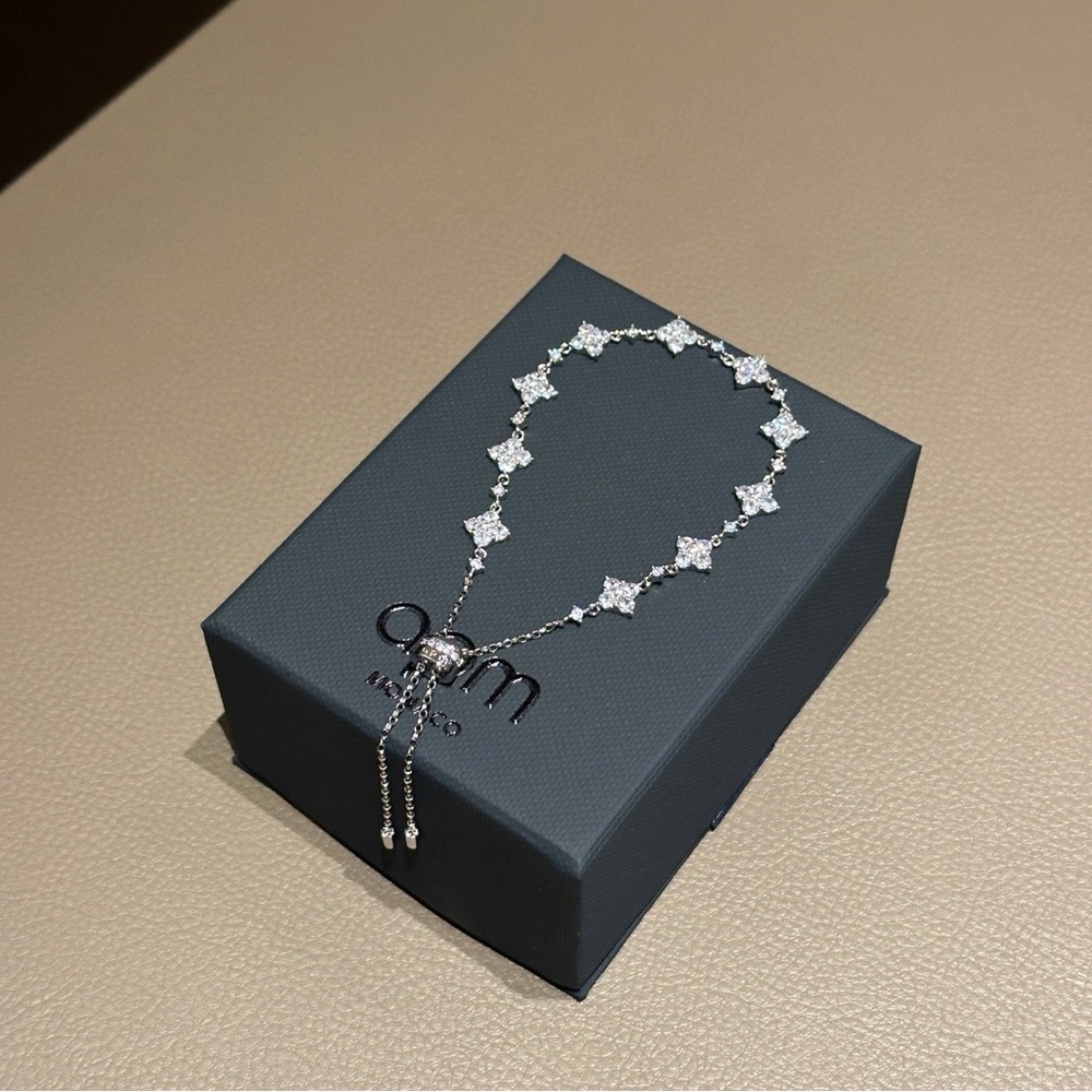 APM Dazzling Silver Necklace with Crystal Details